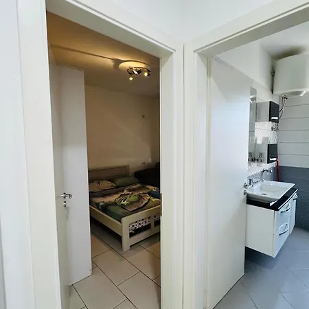 Appartement Shores 2 *